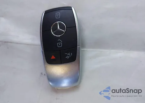 2020 Mercedes-Benz C 300 from USA, damaged, VIN 55SWF8DB3LU329119